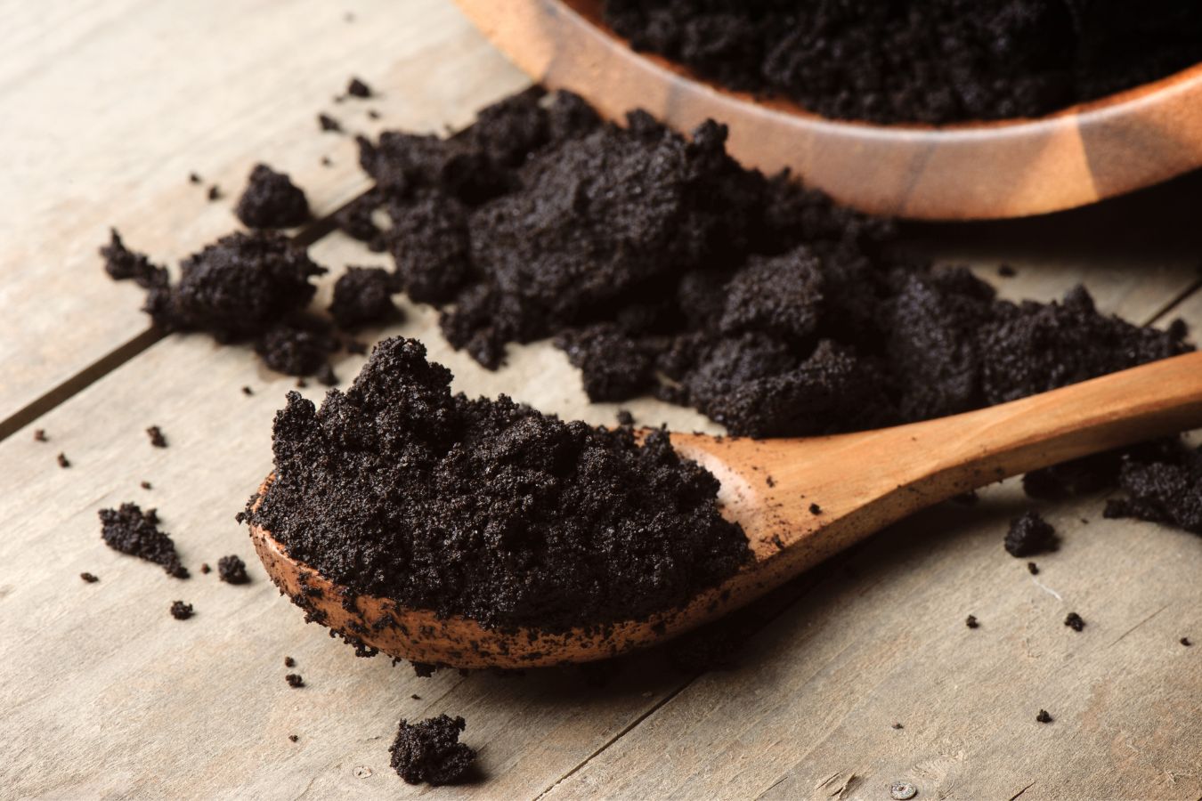 12 Uses of Coffee Grounds