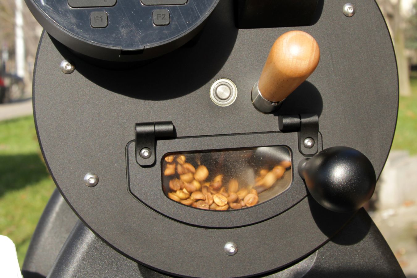 Things to Consider When Selecting Coffee Roaster